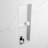 MONDIAZ EASY Nis 149,5x29,5cm in solid surface kleur Cale | Talc. 2 vakken geschikt voor in- of opbouw